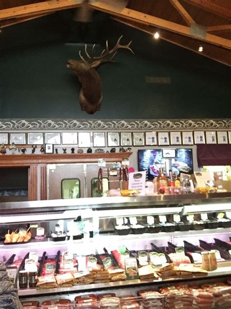 Country smoke house - Country Smoke House Food and Beverage Services Almont, Michigan 65 followers We are a Gourmet Meat & Specialty Food Store and the Largest Deer Processor in the State of Michigan!